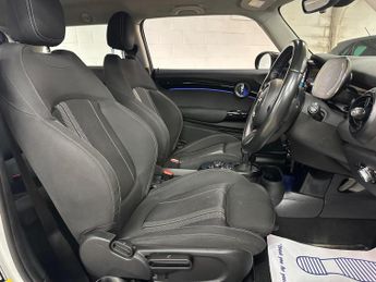MINI ELECTRIC HATCH Cooper SE 32.6kWh Level 1 Auto 3dr