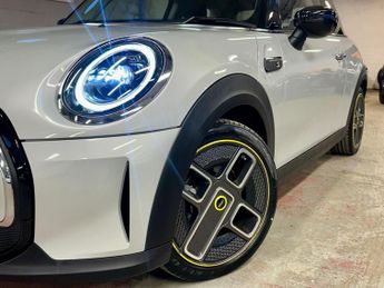 MINI ELECTRIC HATCH Cooper SE 32.6kWh Level 1 Auto 3dr