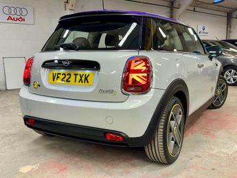 MINI ELECTRIC HATCH Cooper SE 32.6kWh Level 1 Auto 3dr