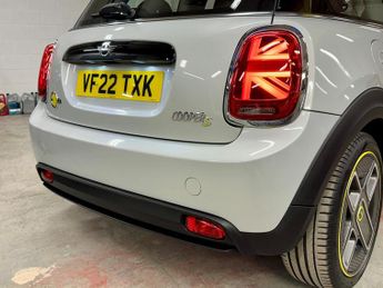 MINI ELECTRIC HATCH Cooper SE 32.6kWh Level 1 Auto 3dr