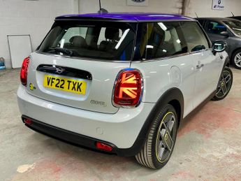 MINI ELECTRIC HATCH Cooper SE 32.6kWh Level 1 Auto 3dr