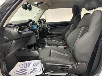 MINI ELECTRIC HATCH Cooper SE 32.6kWh Level 1 Auto 3dr