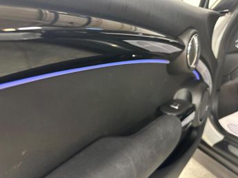 MINI ELECTRIC HATCH Cooper SE 32.6kWh Level 1 Auto 3dr