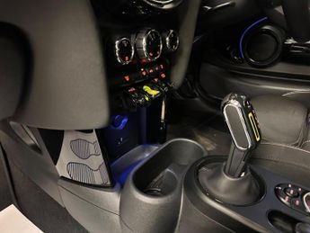 MINI ELECTRIC HATCH Cooper SE 32.6kWh Level 1 Auto 3dr