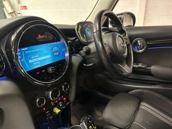 MINI ELECTRIC HATCH Cooper SE 32.6kWh Level 1 Auto 3dr