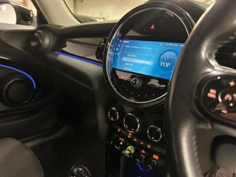 MINI ELECTRIC HATCH Cooper SE 32.6kWh Level 1 Auto 3dr