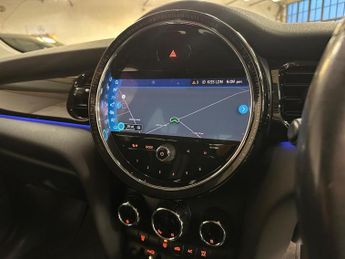 MINI ELECTRIC HATCH Cooper SE 32.6kWh Level 1 Auto 3dr