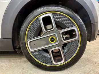 MINI ELECTRIC HATCH Cooper SE 32.6kWh Level 1 Auto 3dr