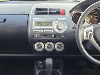 HONDA JAZZ 1.4 i-DSI SE