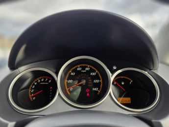 HONDA JAZZ 1.4 i-DSI SE