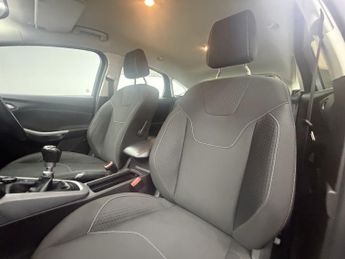 FORD FOCUS 1.5 TDCi Zetec