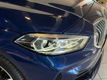 BMW 1 SERIES 1.5 118i Sport (CAT S)