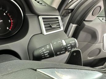 LAND ROVER DISCOVERY SPORT 2.0 SD4 SE Tech Auto 4WD Euro 6 (s/s) 5dr