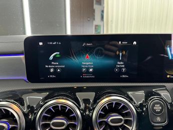 MERCEDES-BENZ A CLASS 2.0 A35 AMG (Premium Plus) SpdS DCT 4MATIC Euro 6 (s/s) 5dr