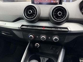 AUDI Q2 1.6 TDI 30 S line