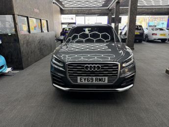 AUDI Q2 1.6 TDI 30 S line