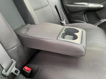 HONDA CIVIC 1.8 i-VTEC ES 5dr