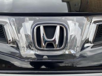 HONDA CIVIC 1.8 i-VTEC ES 5dr