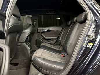 AUDI A4 AVANT 2.0 TFSI Black Edition