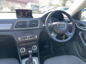 AUDI Q3 2.0 TFSI SE