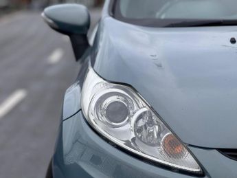 FORD FIESTA 1.4 Zetec 5dr