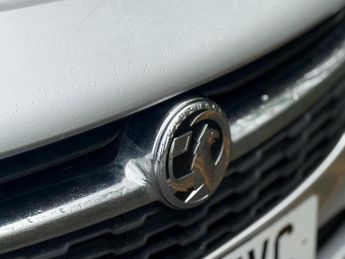 VAUXHALL CORSA 1.4i SRi Auto Euro 6 5dr