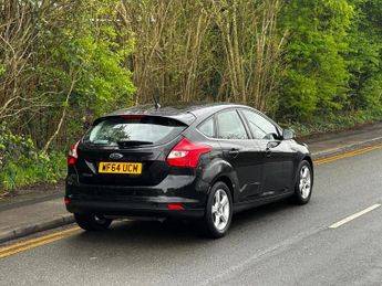 FORD FOCUS 1.6 Zetec Navigator Powershift Euro 5 5dr