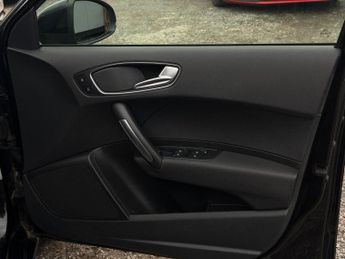 AUDI A1 1.4 TFSI Sport Sportback 5dr Petrol S Tronic Euro 6 (s/s) (125 p