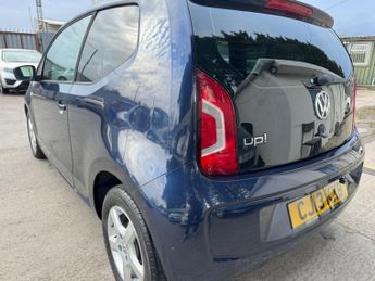VOLKSWAGEN UP! 1.0 Move up!