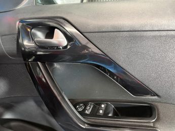 PEUGEOT 208 1.4 e-HDi Active
