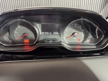 PEUGEOT 208 1.4 e-HDi Active