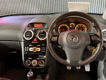 VAUXHALL CORSA 1.4 16V SRi