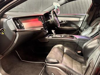 VOLVO V90 2.0 R-Design D4