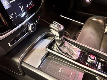 VOLVO V90 2.0 R-Design D4