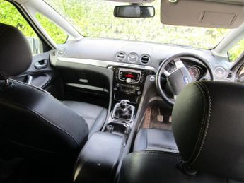 FORD S-MAX 2.0 TDCi Titanium - 7 Seater - MOT - Great Service History incl 