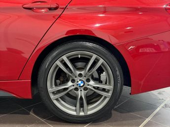 BMW 3 SERIES 2.0 320d M Sport Auto Euro 6 (s/s) 4dr