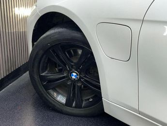 BMW 3 SERIES 2.0 330e 7.6kWh Sport Auto Euro 6 (s/s) 4dr