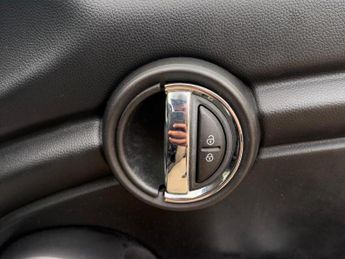 MINI HATCH 1.5 Cooper Euro 6 (s/s) 5dr