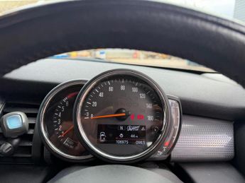 MINI HATCH 1.5 Cooper Euro 6 (s/s) 5dr