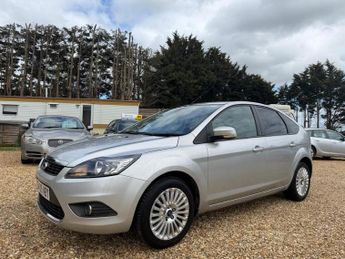 FORD FOCUS 2.0 Titanium 5dr