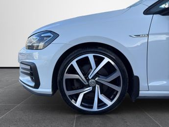 VOLKSWAGEN GOLF 2.0 TDI GTD