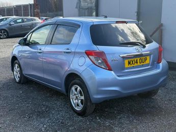 TOYOTA YARIS 1.33 Dual VVT-i Icon Multidrive S Euro 5 5dr