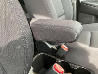 HYUNDAI IX20 1.6 SE Nav Auto Euro 6 5dr