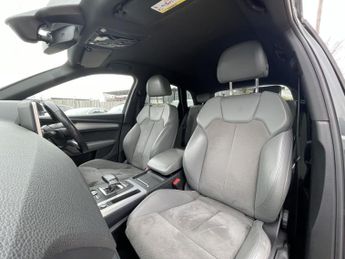 AUDI Q5 2.0 TDI S line