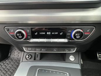 AUDI Q5 2.0 TDI S line