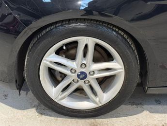 FORD FOCUS 1.5 TDCi Zetec