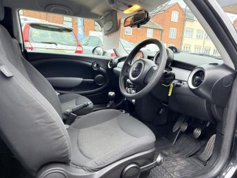 MINI HATCH 1.6 Cooper Hatch