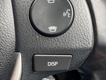 TOYOTA AURIS 1.8 VVT-h Excel