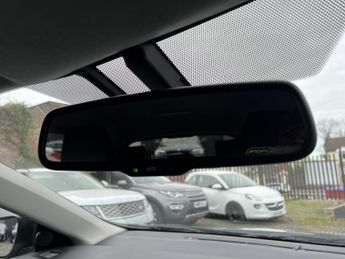 TOYOTA AURIS 1.8 VVT-h Excel