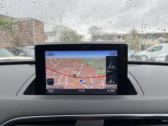 AUDI Q3 2.0 TDI S line Plus